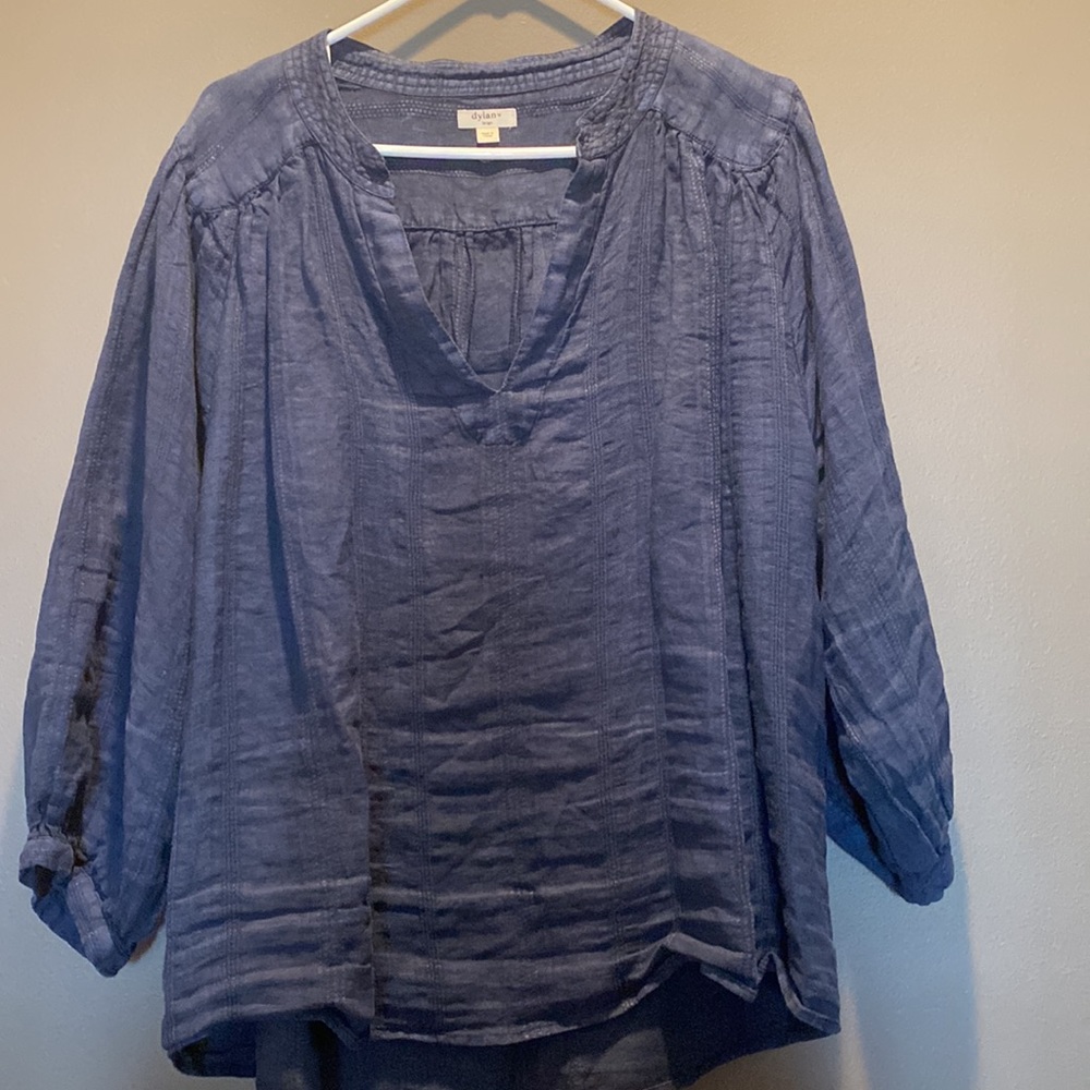 Dylan linen top with gathered sleeves